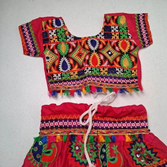 Traditional Indian Navratri Chania Choli Outfit Skirt Top Mirrored Embroidered - Picture 6 of 16
